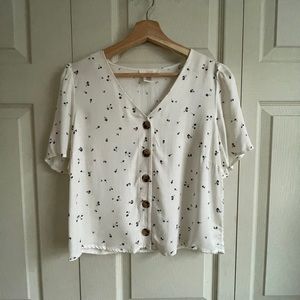 Floral short sleeve top